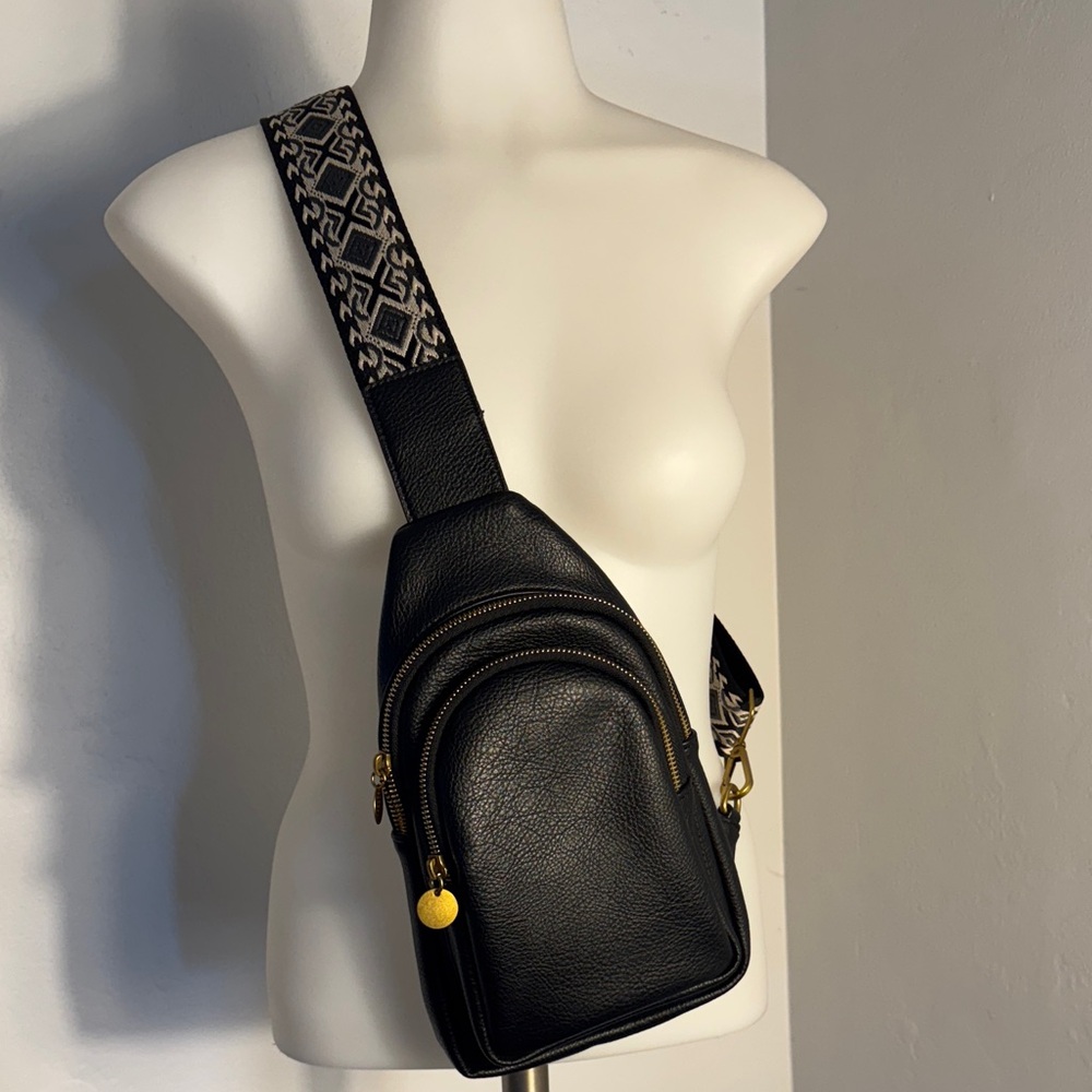 Style&Co webbing strap small sling bag